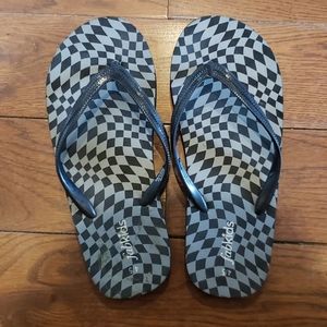 Boy's flip flops